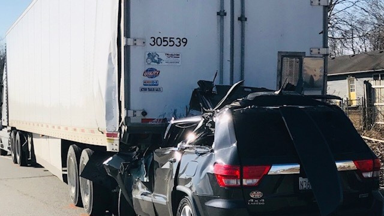 Truck Accident Lawyer - Newport Beach, CA